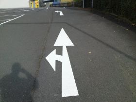 Pfeilmarkierung.JPG